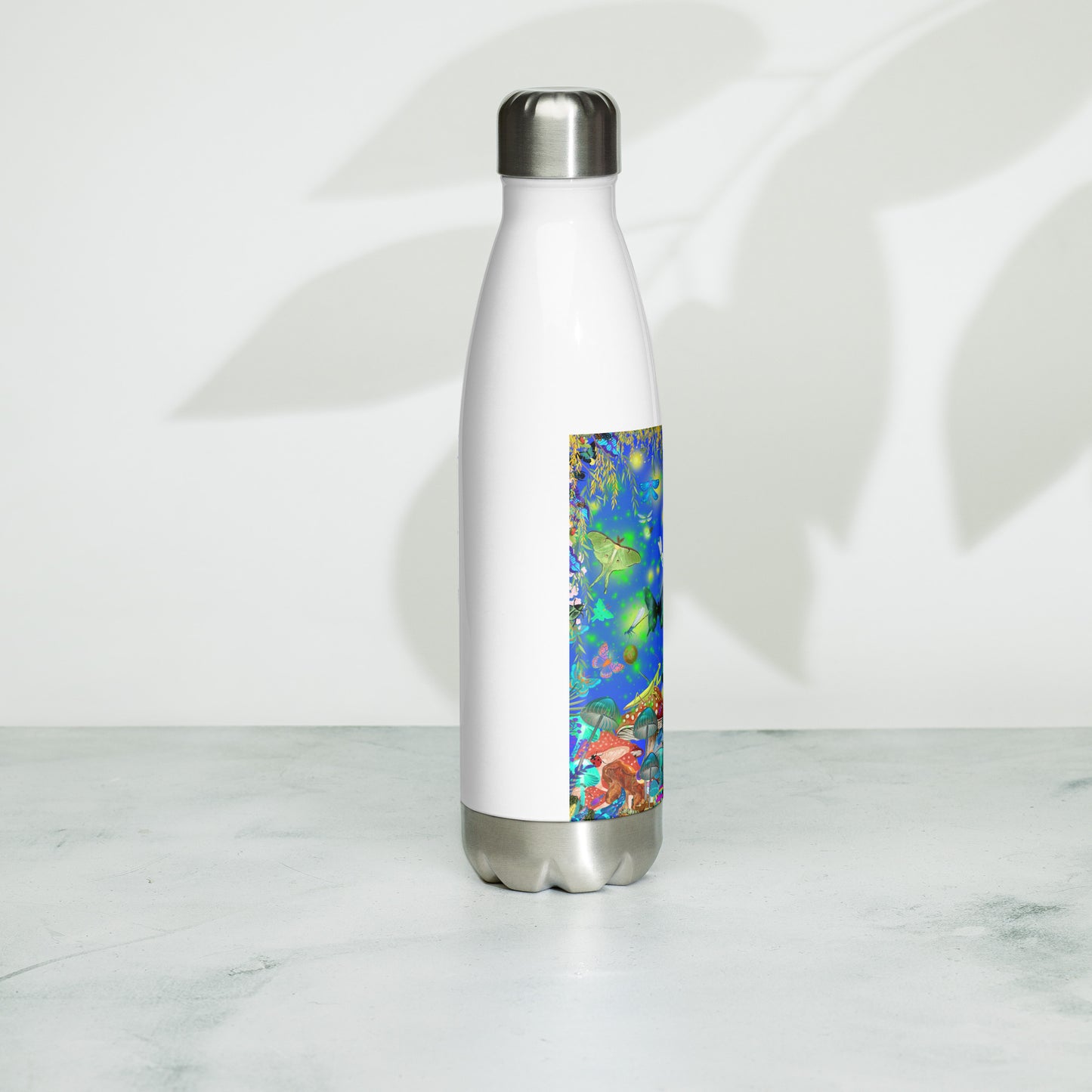 Stainless steel water bottle