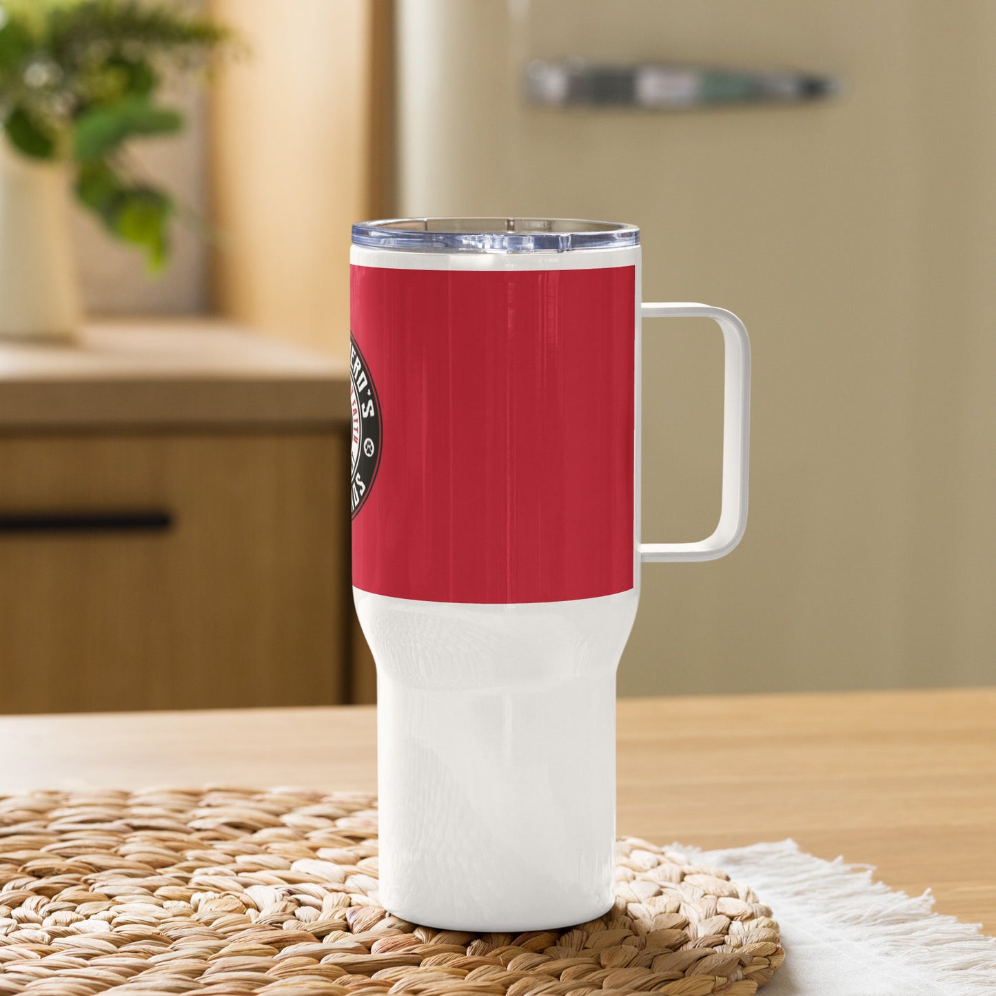 OSS-Travel mug with a handle